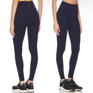 SPIRITUAL GANGSTER Love Sculpt Seamless Legging in Inky Navy Blue M/L